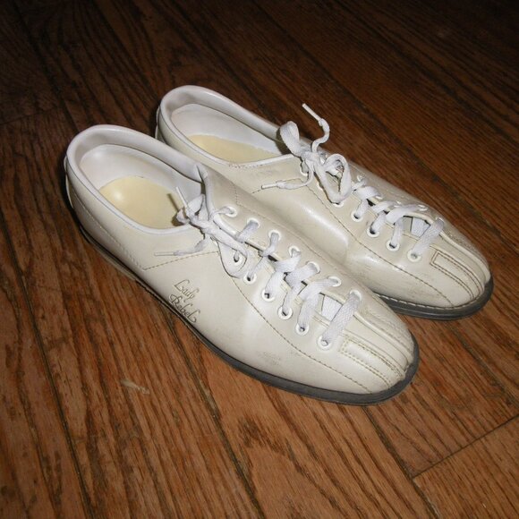Vintage Lady Rebel Brunswick Women's Bowling Shoes Off White Women's Size 7.5 - Picture 1 of 4